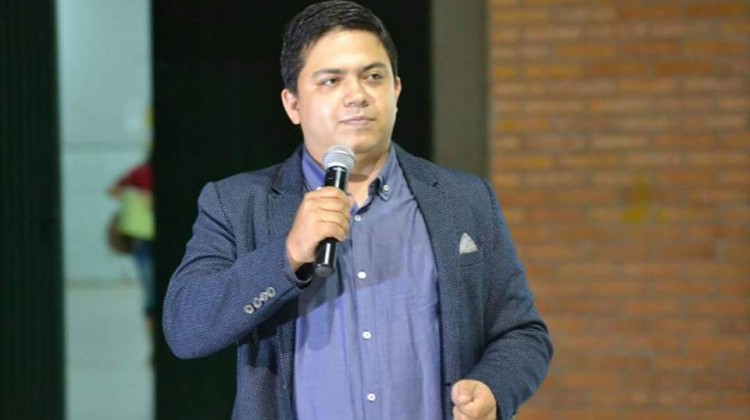 Documental “Drogas, Soy Libre” por Frank Zapata y charla “El amor de Dios sana” por la madre Gabriela del amor