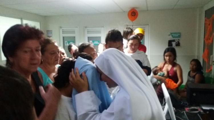 Documental “Drogas, Soy Libre” por Frank Zapata y charla “El amor de Dios sana” por la madre Gabriela del amor